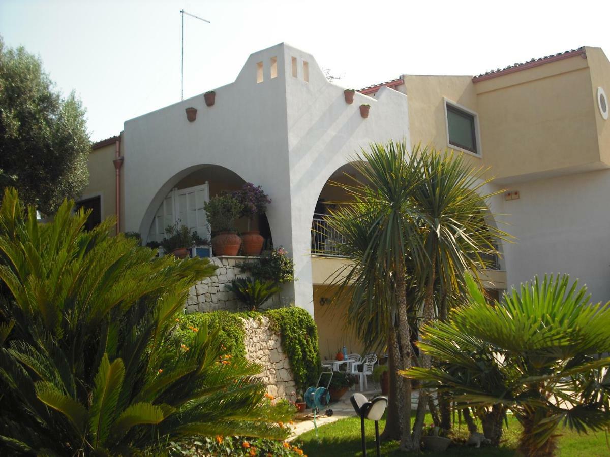 "Villa Rosa" Marina di Ragusa Exterior foto